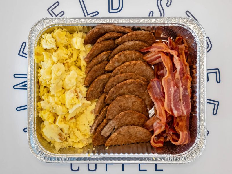 Scrambled Eggs With Bacon & Sausage - Half Tray